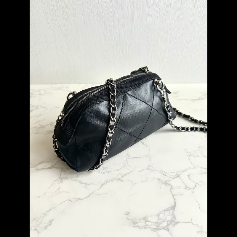 【LA LUNE】Chanel黑色銀扣半月斜背包 中古包 單肩包 側背包 二手包 古董包-4