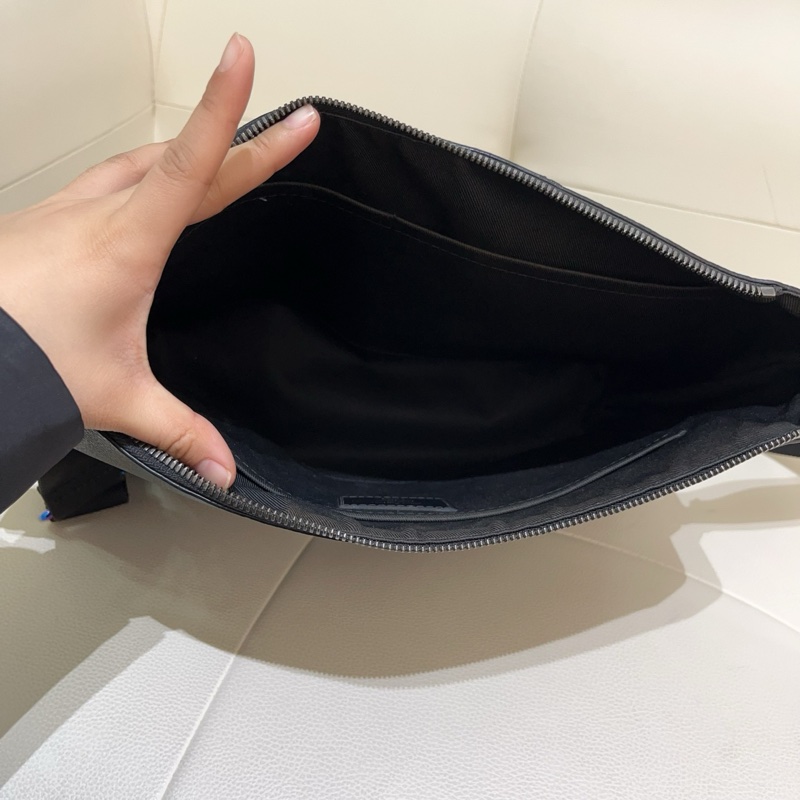 LV路易威登x 藤原浩聯名郵差包經典Monogram暗黑配色-6