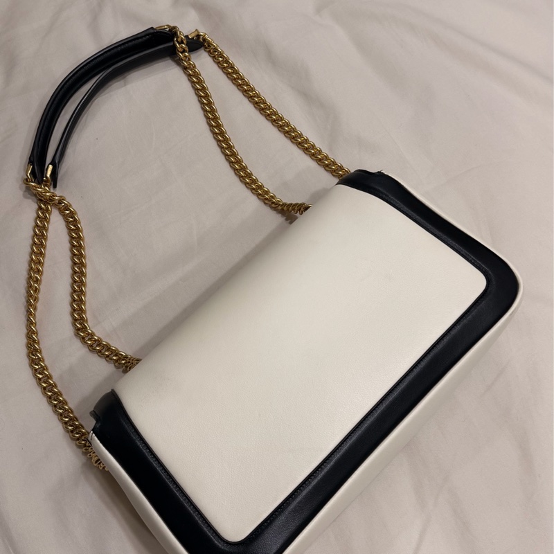 9.99 成新 Fendi baguette-3