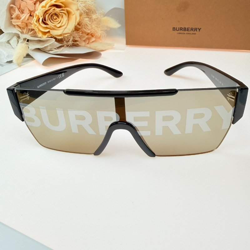 近新 狀態良好 BURBERRY 0BE4291 墨鏡 太陽眼鏡-1