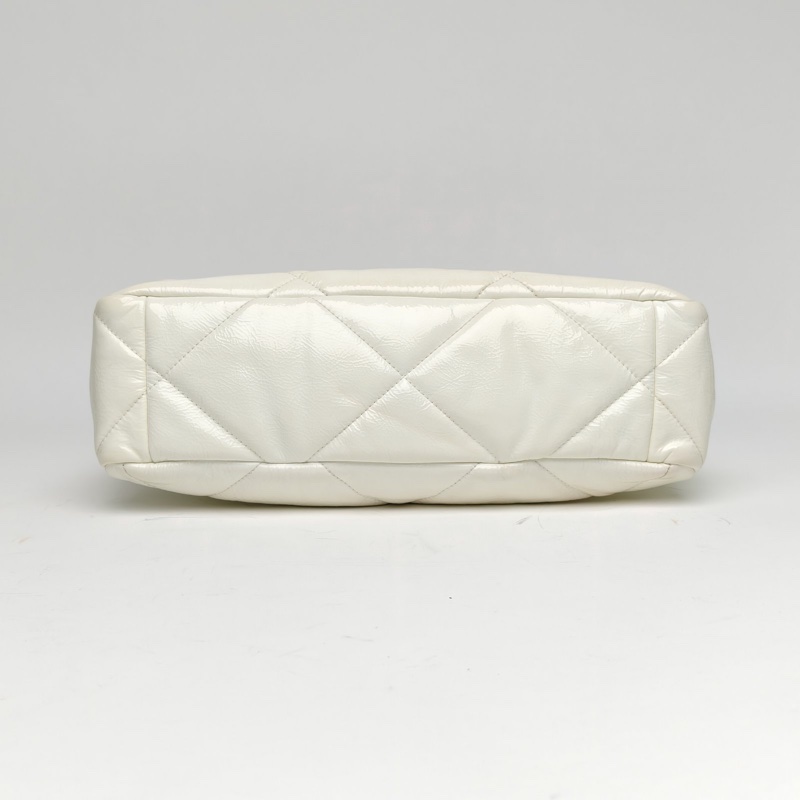 CHANEL 19BAG口蓋包中號30白色牛皮30開金銀扣肩背包-3