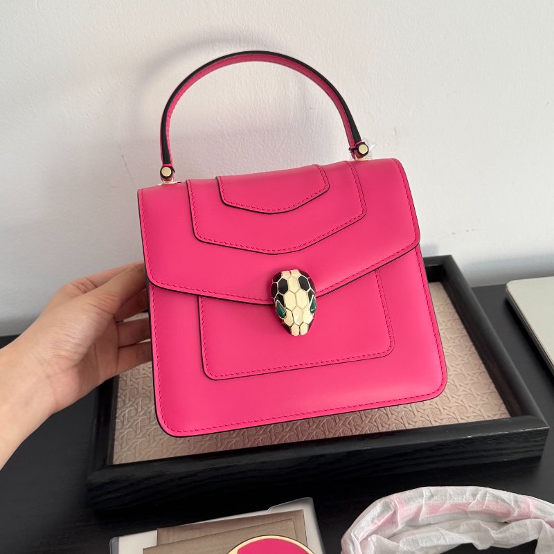 Bvlgari 風琴蛇頭包 唇膏粉 18*16*9.5 98新配件塵袋 肩帶 鏡子-4