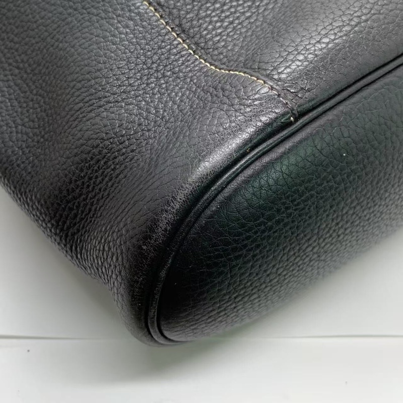 Hermes/愛馬仕 Good News 系列 框L 竪款 經典黑色全皮水桶包-7