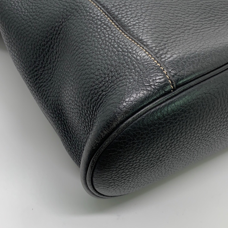Hermes/愛馬仕 Good News 系列 框L 竪款 經典黑色全皮水桶包-9