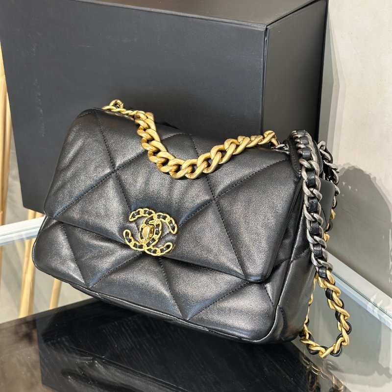 CHANEL 19 Bag 菱格紋羊皮手提肩背包 26 - 黑金-3