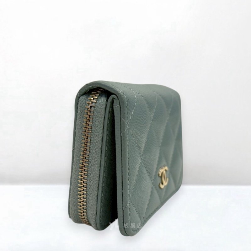 S5546-CHANEL 灰綠色荔枝皮金釦零錢包AP1958-3