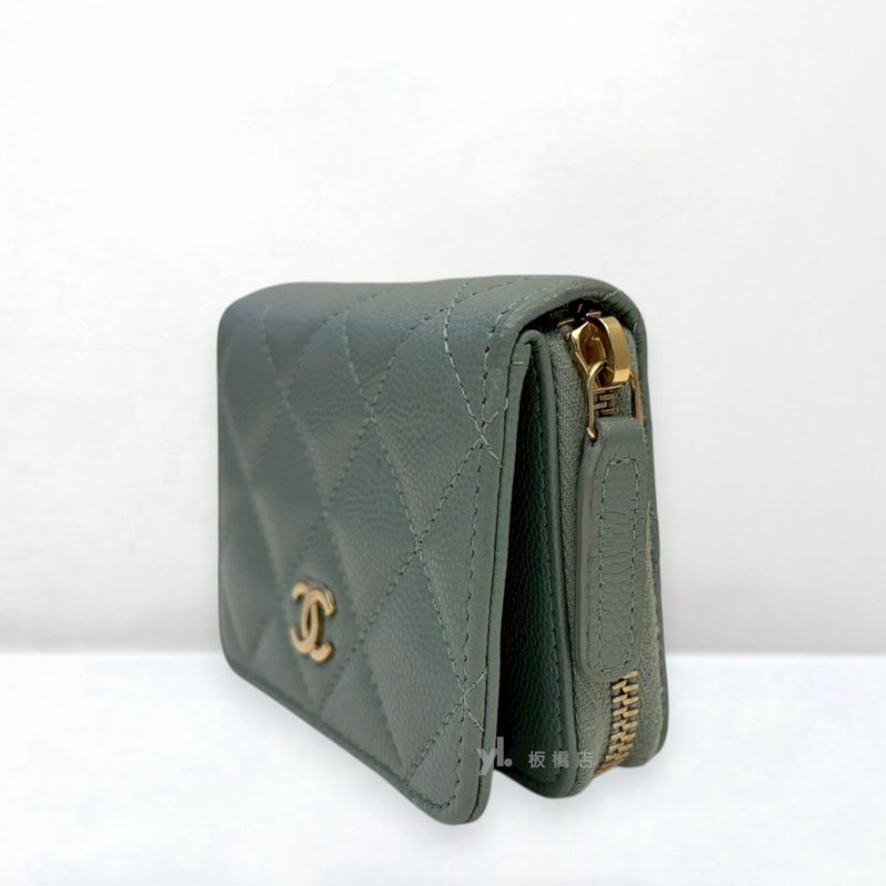 S5546-CHANEL 灰綠色荔枝皮金釦零錢包AP1958-4