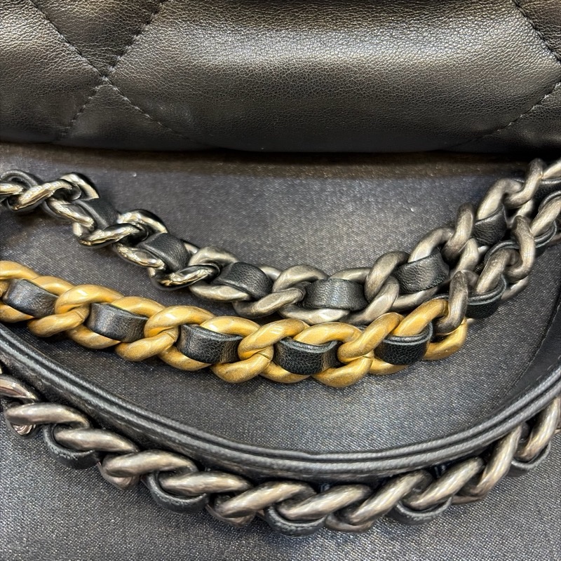 CHANEL 19 Bag 口蓋包-25