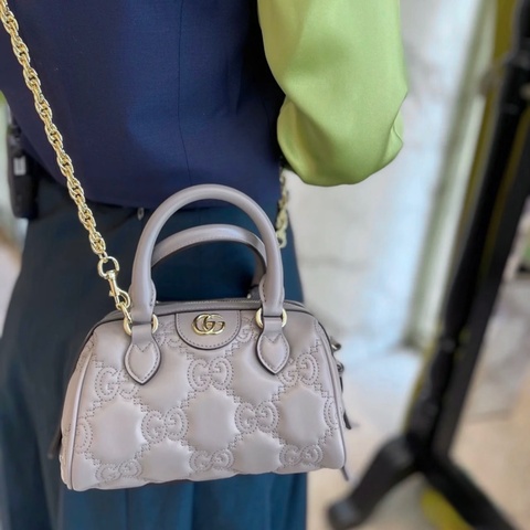 古馳GUCCI灰色Matelassé大壓紋牛皮mini Speedy手提斜背波士頓包 絕美高級感🩶