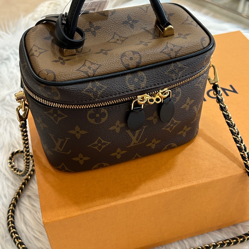LV vanityPM 化妝 斜背包-7