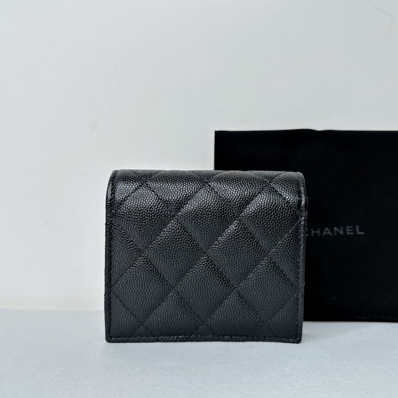CHANEL 全新荔枝牛扣式對折短夾-1
