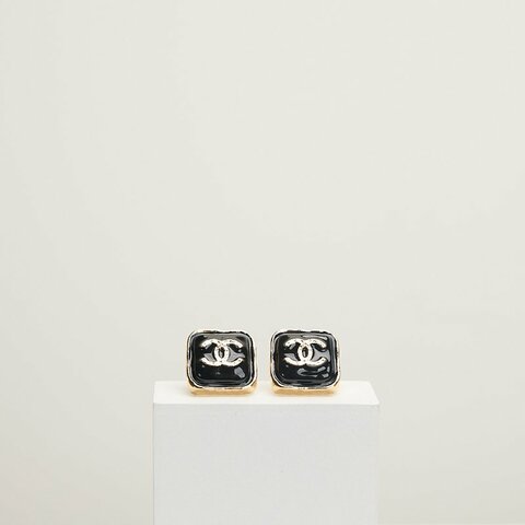 二手Chanel 經典款方糖耳環/黑金