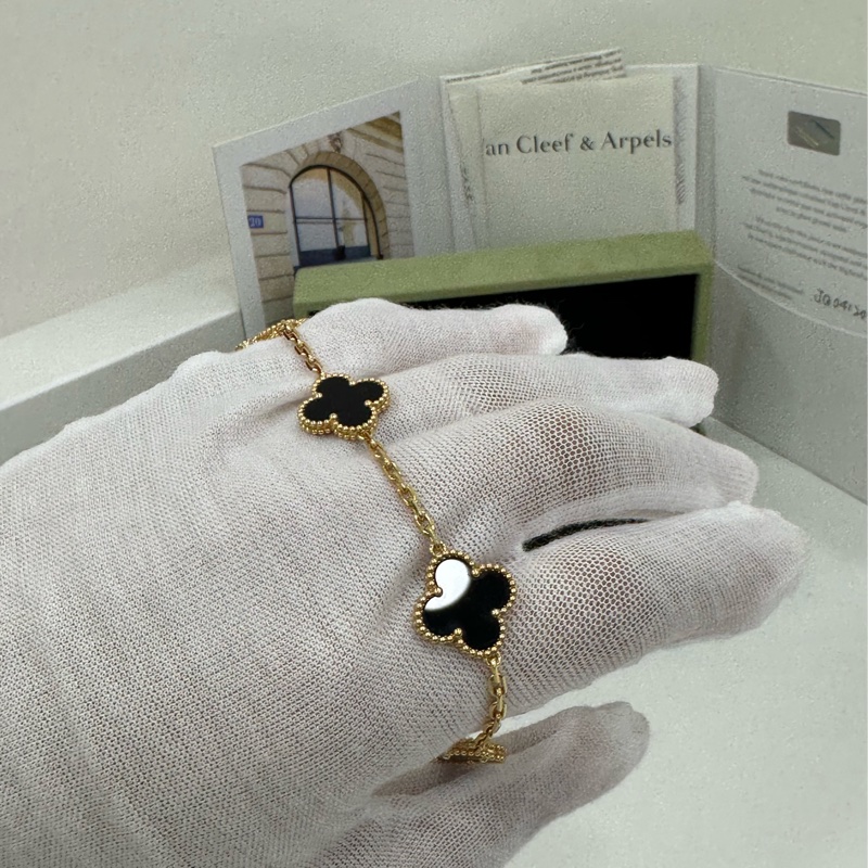 #VCA / Van Cleef & Arpels#梵克雅寶 Alhambra Vintage幸運四葉 #黑五花 #18K金縟瑪瑙手鏈 26年全套保卡-3