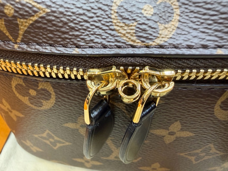 Louis Vuitton PM 化妝包-19
