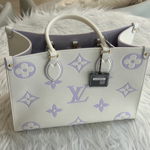 LV on the go MM 兩用包