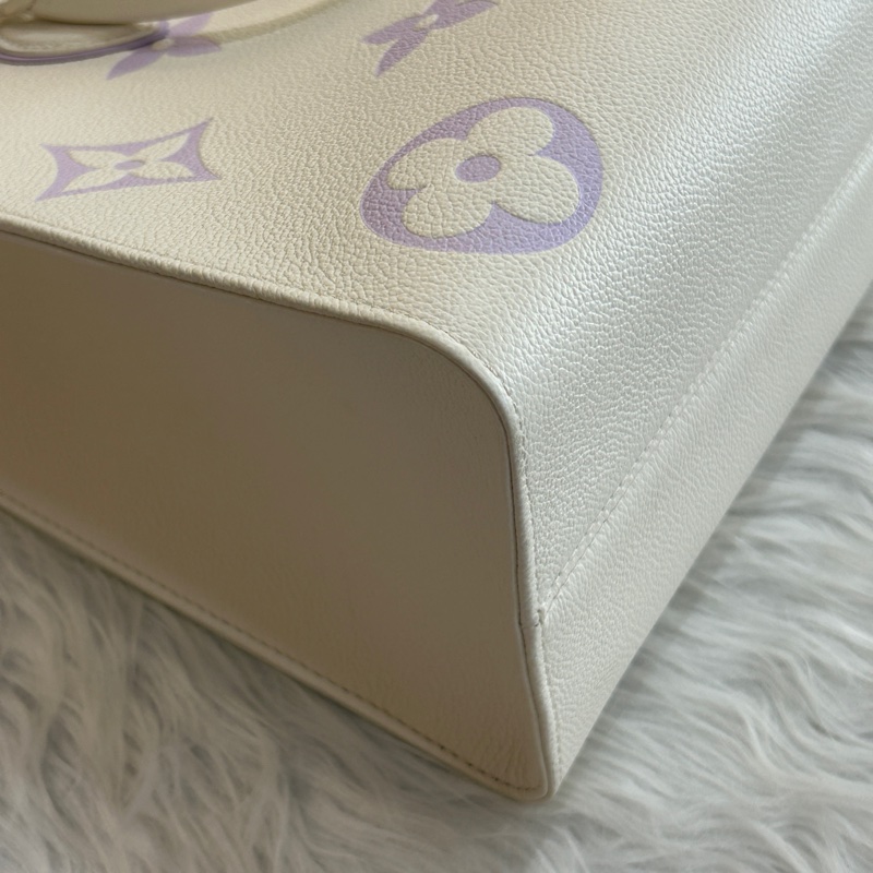 LV on the go MM 兩用包-4