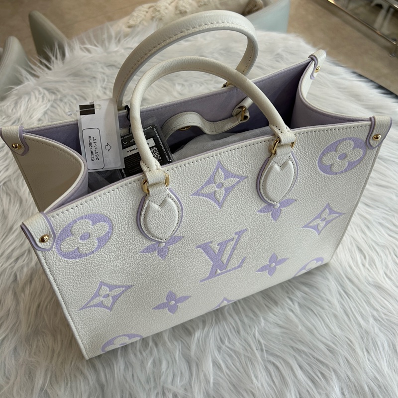 LV on the go MM 兩用包-8