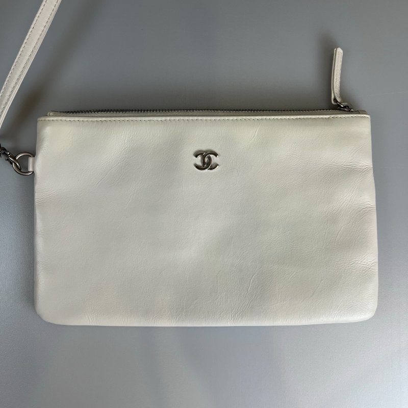 CHANEL 22包小號 白 AS3260/晶片款-8
