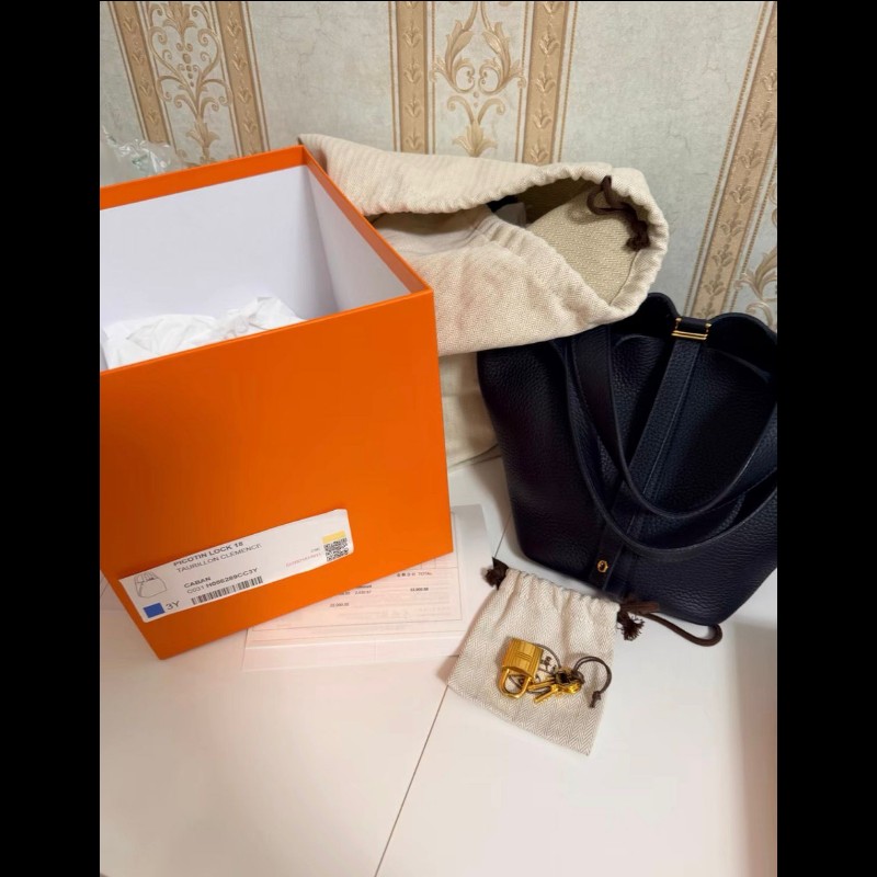 Hermes Picotin 18
水冰藍金扣-4