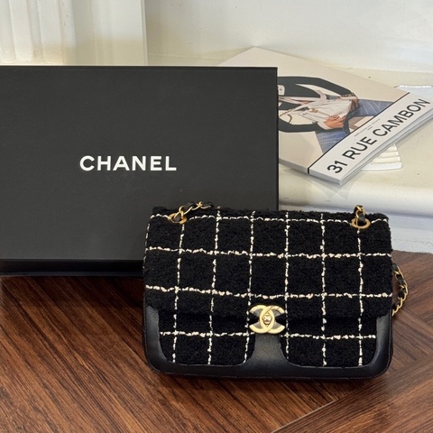 CHANEL CF季節款毛呢格紋側肩包 AS4459/晶片款