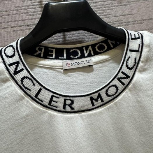 💎Han's house精品服飾💎moncler 短 T 男女共穿 現貨 XS ~ S原價13300-6