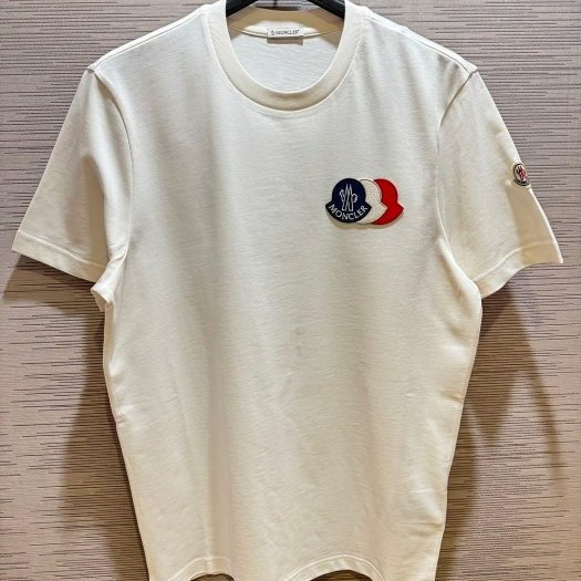 💎Han's house精品服飾💎moncler 立體 LOGO 短 T 白 現貨 L / XXL 原價15600-1
