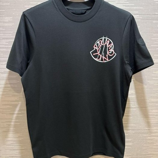 💎Han's house精品服飾💎moncler LOGO 短 T 現貨 S 原價15600-0