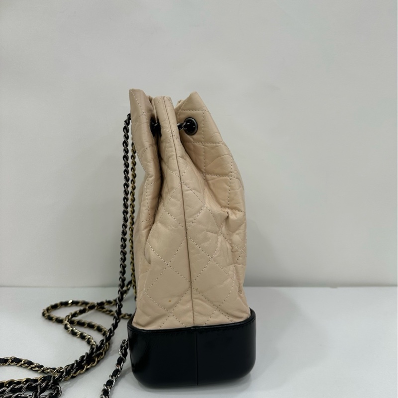 Chanel 香奈兒 奶茶色 流浪背包 尺寸22x25cm 25開-3