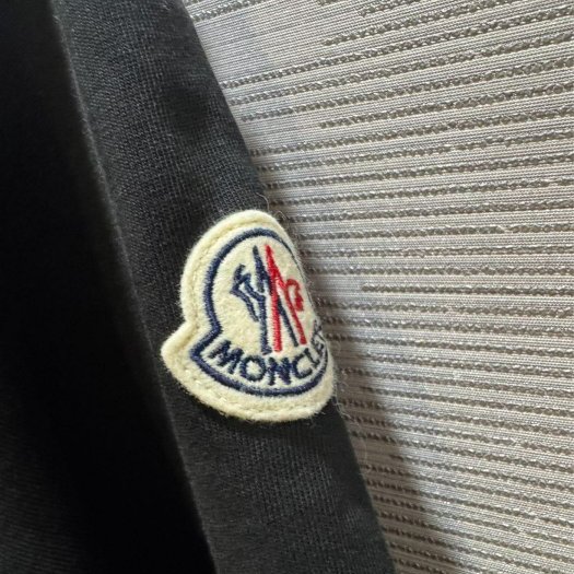 💎Han's house精品服飾💎moncler 大 LOGO 短 T 白 現貨 M ~ L 原價14100-5