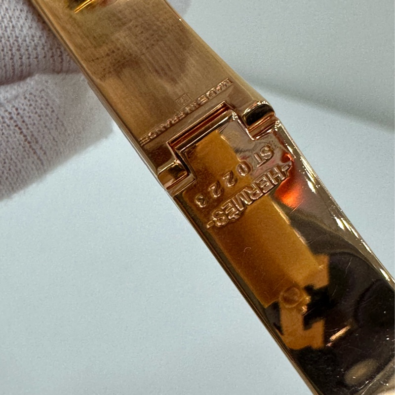 愛馬仕Clic H白色琺瑯手鐲 金色邊框 經典H扣 白色琺瑯面 ST-4