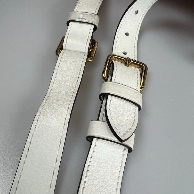 LV M44575 粉拚紅大LOGO胸包-10