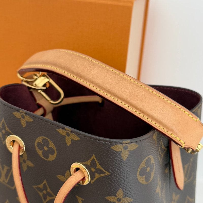 LV M46581 NEONOE BB 晶片款-5