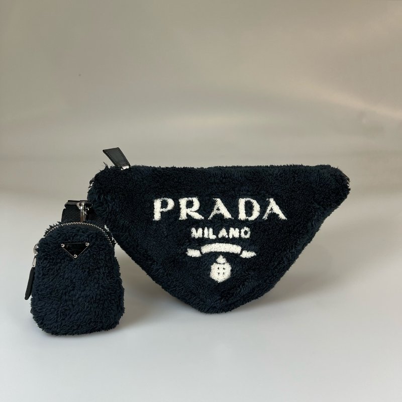 PRADA 深藍二合一絨毛包-0
