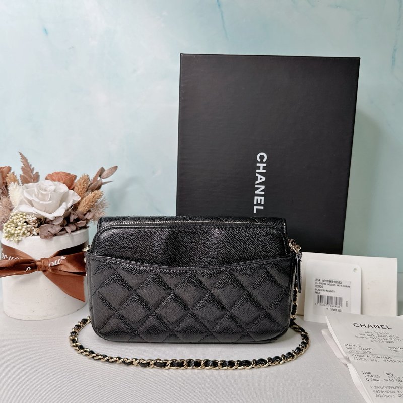 CHANEL 牛皮鏈帶雙層手機包-1