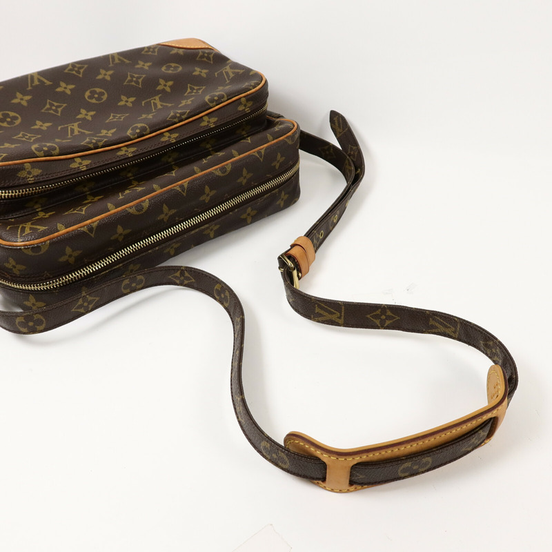 LOUIS VUITTON Monogram Nile肩背袋-9