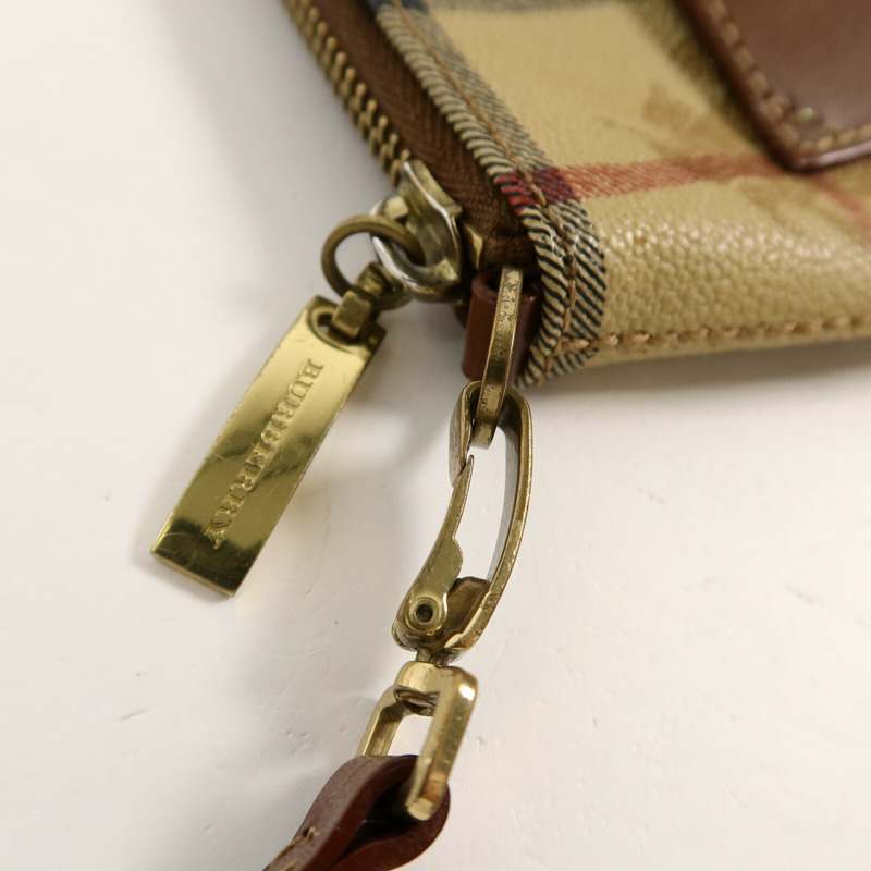 BURBERRY 塗層帆布Pouch手拿包-8