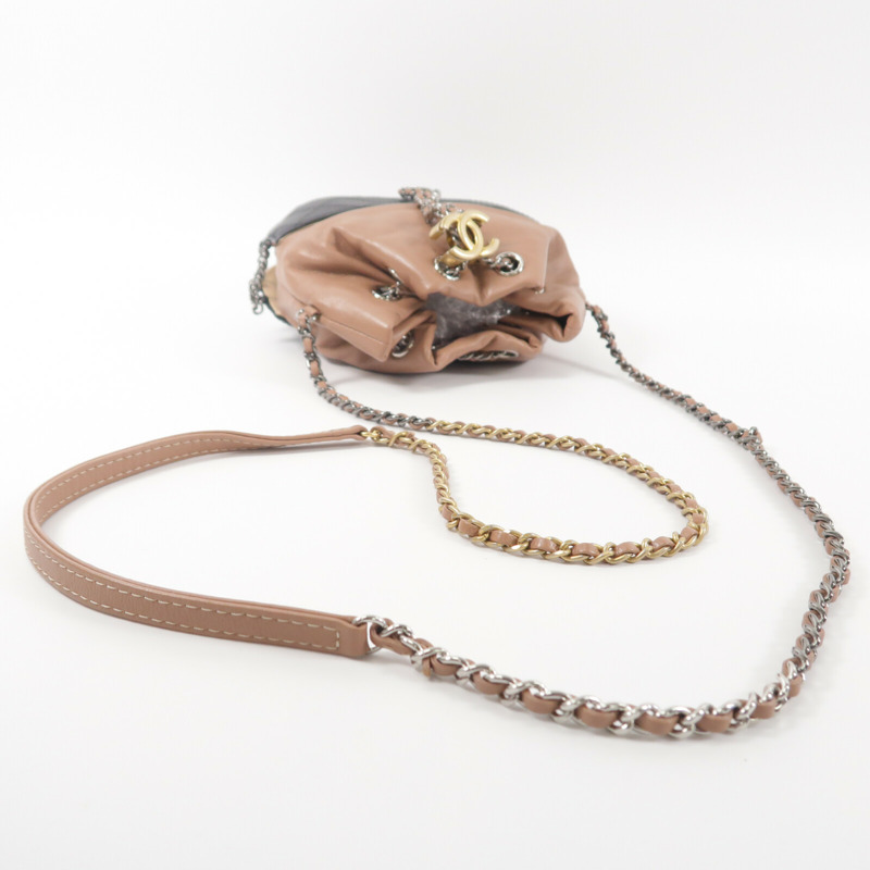 CHANEL 牛皮皮革Small Gabrielle Bcuket Bag鏈帶肩背袋-9