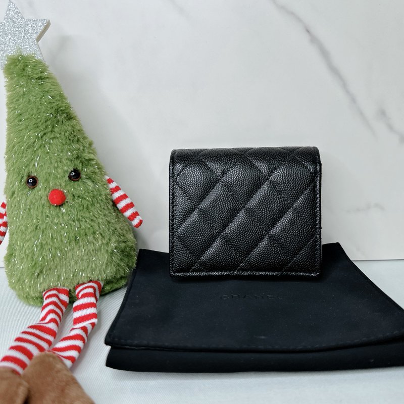 CHANEL 全新荔枝牛對折短夾-1