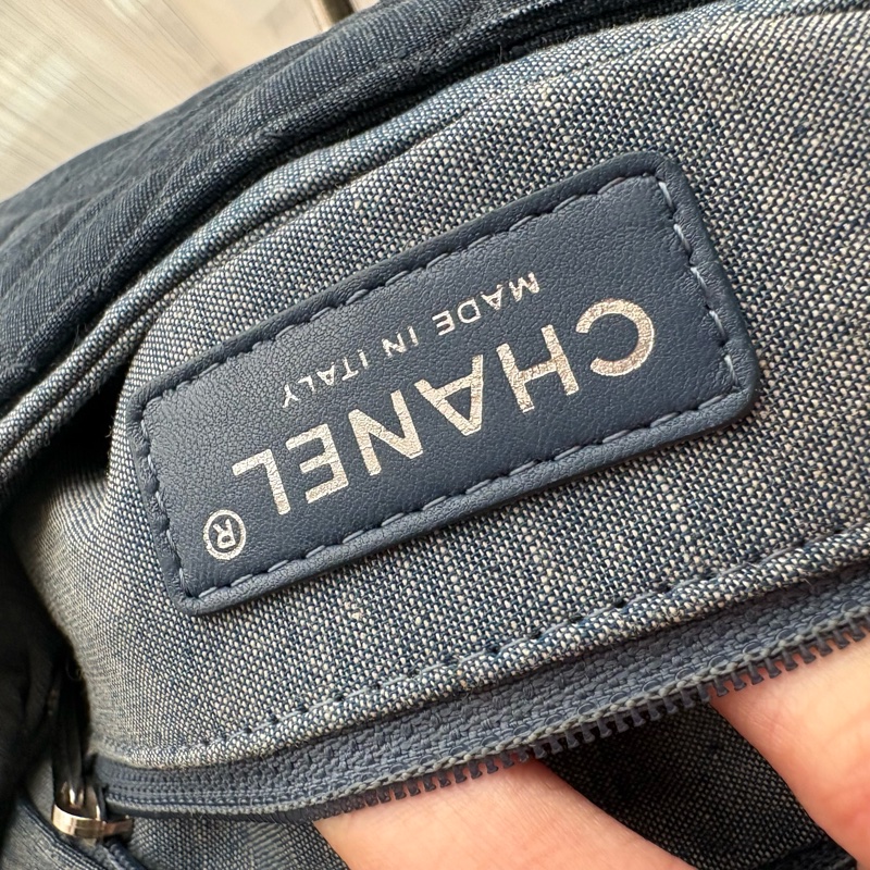 CHANEL✨徽章拼色牛仔cf大mini cf20-10