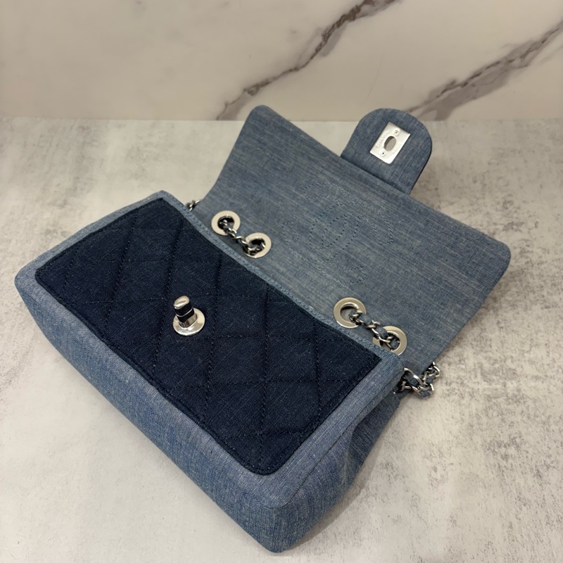 CHANEL✨徽章拼色牛仔cf大mini cf20-7