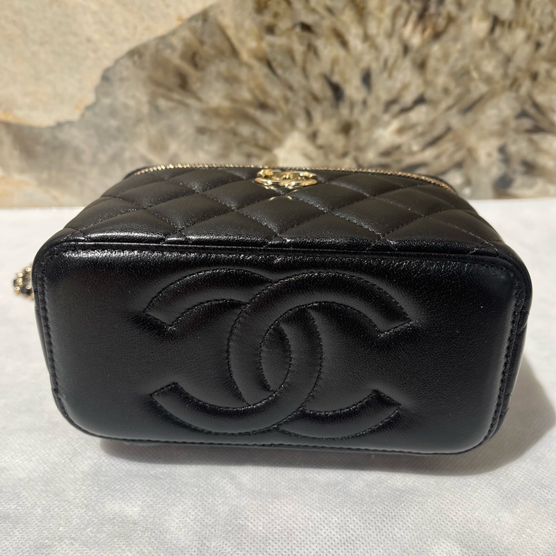Chanel黑淡金 羊皮 化妝盒斜背包-4