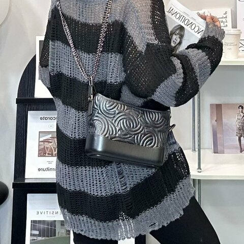 Chanel 流浪包小號  珠光灰 牛皮 20*17*5  99新配件塵袋 保卡 購證