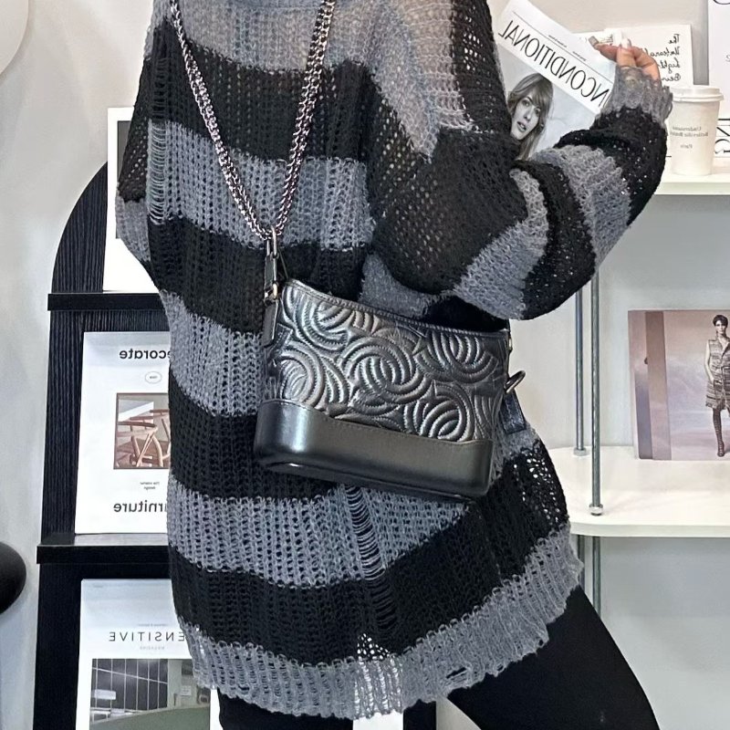 Chanel 流浪包小號 珠光灰 牛皮 20*17*5 99新配件塵袋 保卡 購證-0