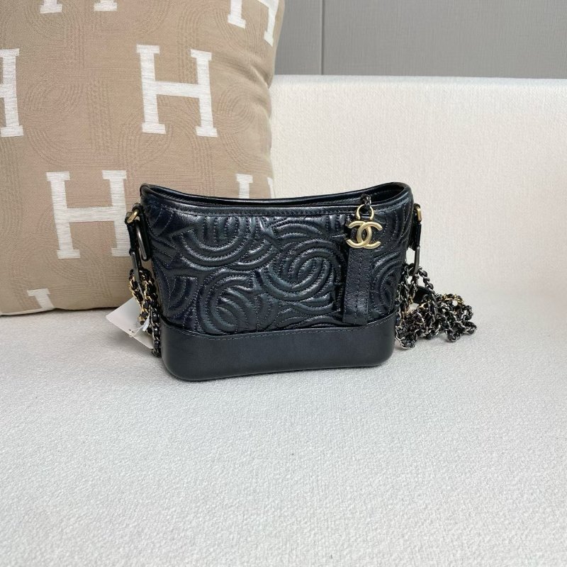 Chanel 流浪包小號 珠光灰 牛皮 20*17*5 99新配件塵袋 保卡 購證-3