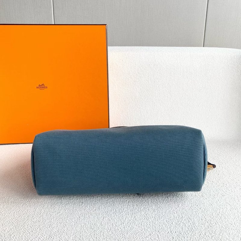 ️Hermes Herbag31 藍黑棕三拼色 銀扣 帆布拼皮 31*25*10 99新配件鑰匙*2 塵袋 盒-6