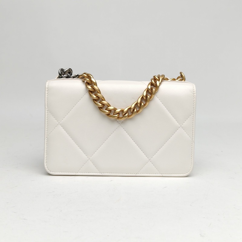 CHANEL 19BAG吸扣WOC19白色羊皮晶片金銀扣肩背包-2