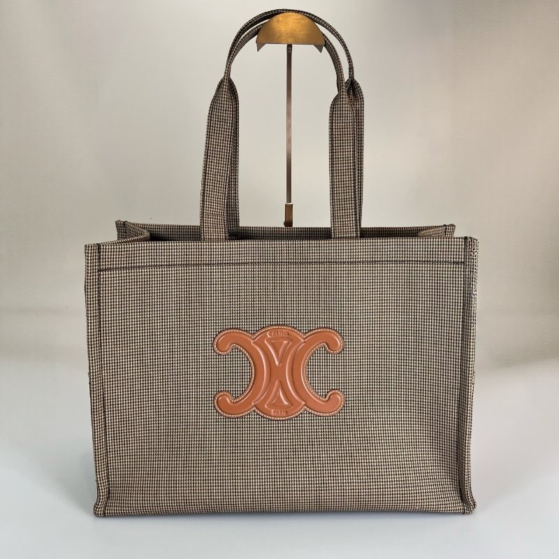 CELINE 綠色千鳥格帆布凱旋門托特包-0