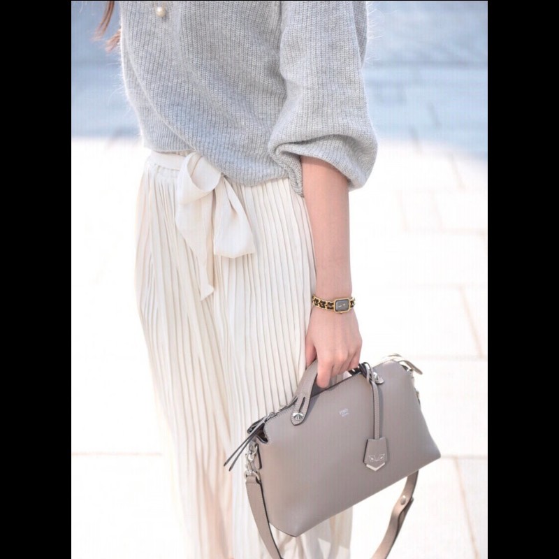 Fendi By The Way
中號手袋,棕色小牛皮-2