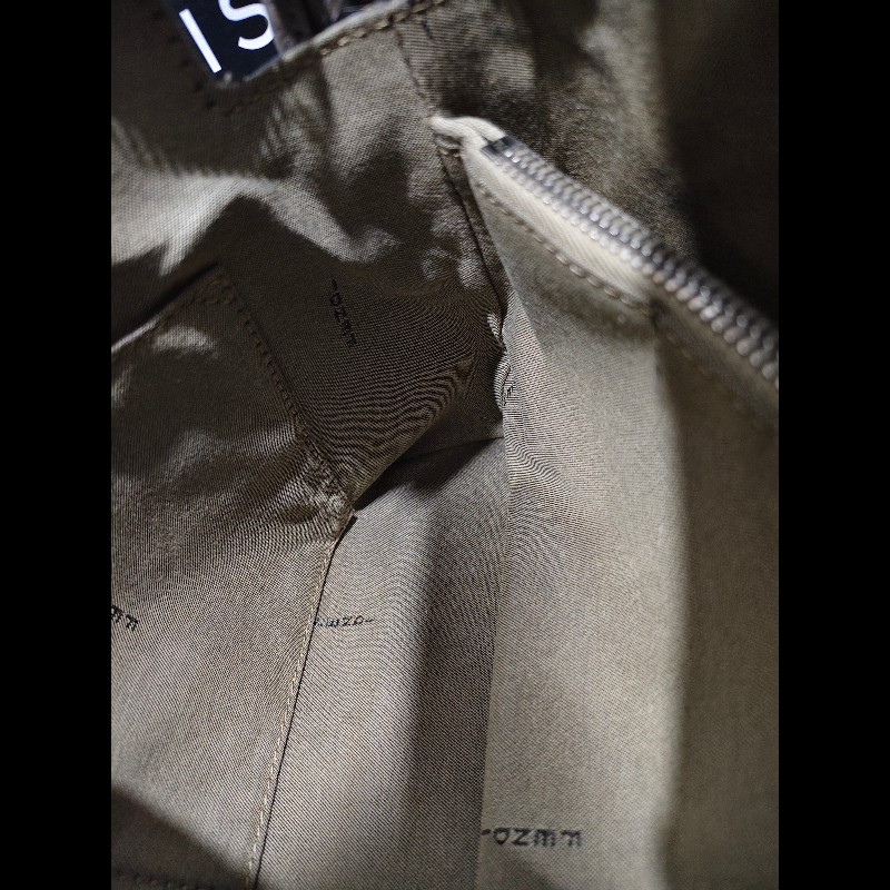 Fendi By The Way
中號手袋,棕色小牛皮-15