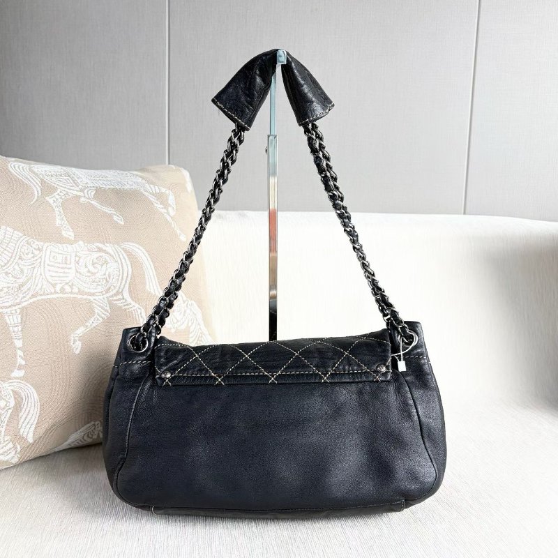Chanel 黑銀外縫線大logo機場包 牛皮 30*19*12 98新配件塵袋-5